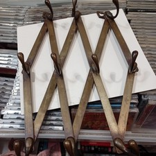 Antikes Akkordeon Wandregal Messing vergoldet erweiterbar Garderobe Hut Schalständer 10 Ablage.