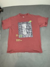 Nike Zero Gravity Shirt Boys Medium Red Lightweight Crew Neck Graphic Spot
