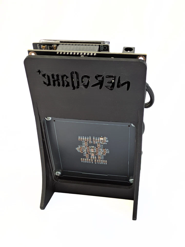 NerdQaxe+  -  2,5 TH/s Solo - Bitcoin Miner - - Bild 3 von 4