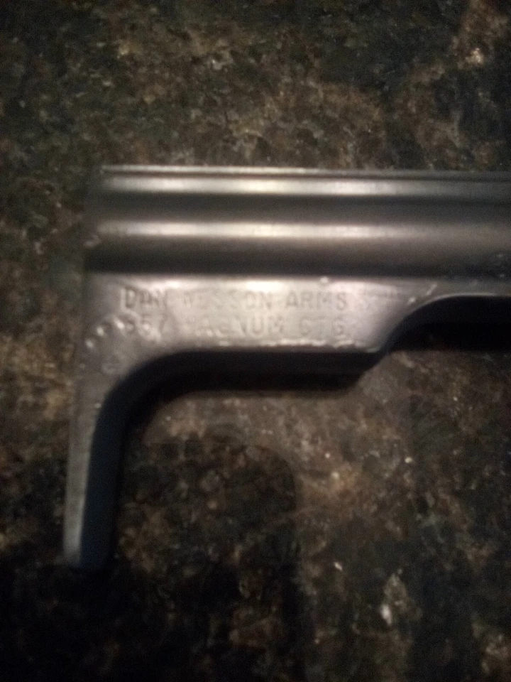 Dan Wesson (Revolver) 357 Mag 6 英寸枪管组件裹尸布 — 第 4/4 张图片