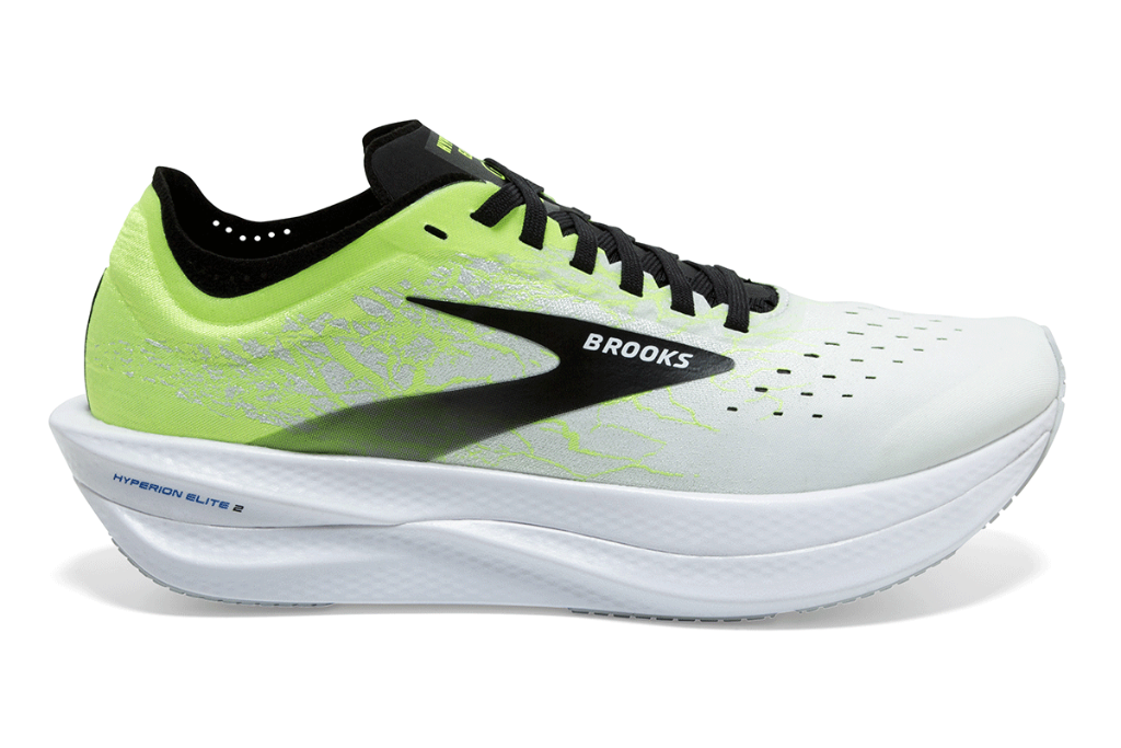 brooks carbon plate shoe