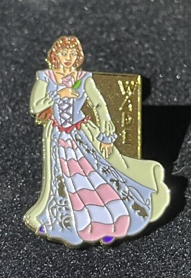 Vintage Wade Die Schöne und das Biest Pin Anstecker. Schöner nagelneuer Sammler Pin G5