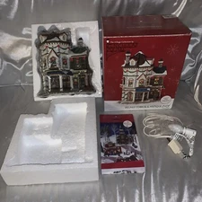 2004 St. Nicholas Square Village Collection Village Cobbler and Antique Shop