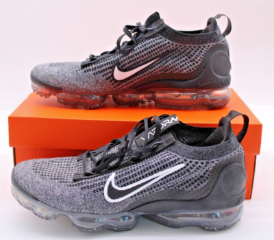 Nike Air Vapormax Flyknit Oreo Size 10 Brand New w/ Box DC9394 001