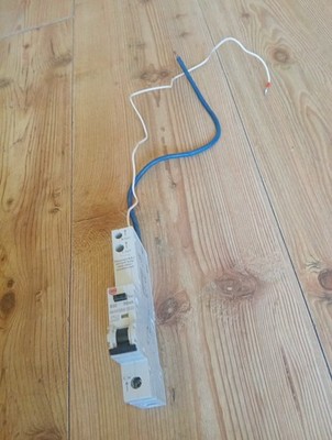 WYLEX NHXSBS1B32 32 AMP CURVE B 6kA 30mA RCBO TYP A, getestet SCHNELLER VERSAND 