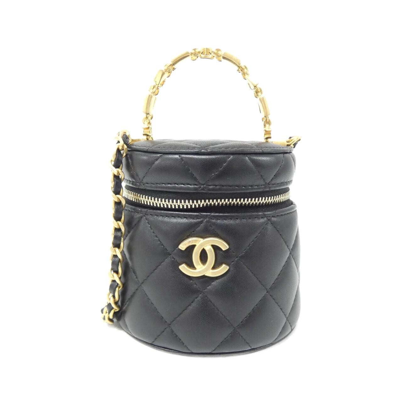Authentic CHANEL AP2947 Bag  #260-007-889-1364