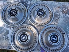 Set - 1974 1975 Chevy Impala Caprice 15 Hubcaps Oem Vintage Wheel Covers Set - 1974 1975 Chevy Impala Caprice 15 Hubcaps Oem Vintage Wheel Covers
