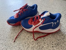 Boys Under Armour Basketball Shoes Size 2Y
