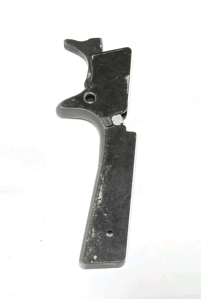 Piezas modelo Chiappa 1911-22; conjunto de martillos, gatillo, seguridad del pulgar, captura magnética, etc. Foto 4 de 4