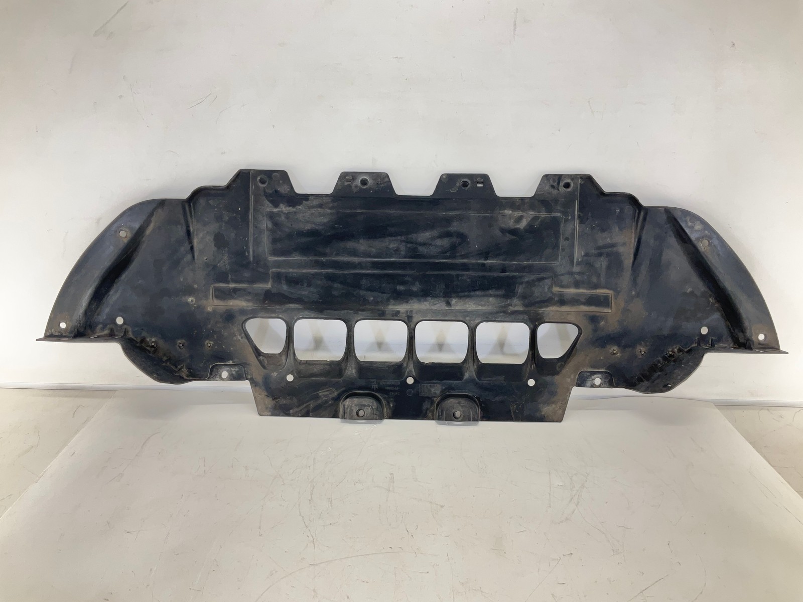 14-19 Maserati Ghibli SQ4 Front Bumper Under Body Splash Shield Cover Panel