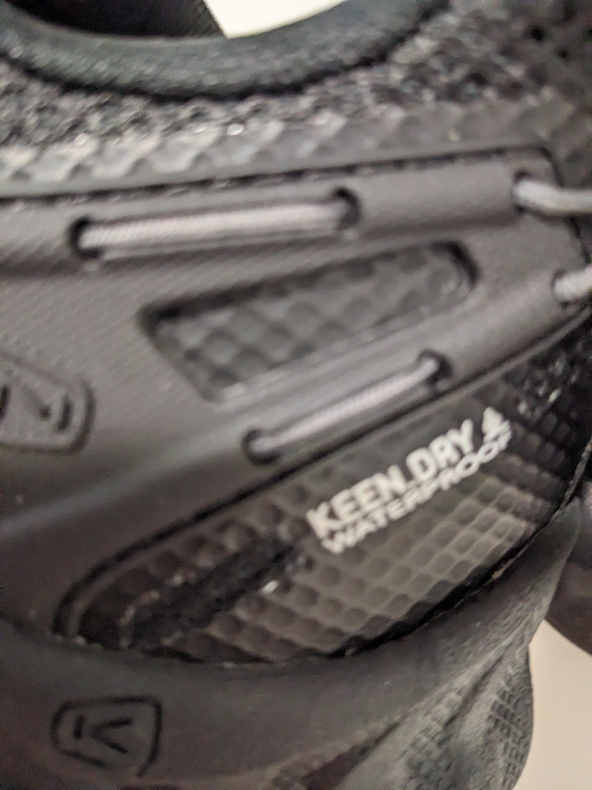 Scarpe Keen Nxis Evo Waterproof donna nere taglia 9 5 nuove