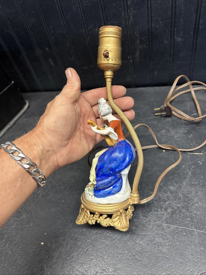 White Gold Gilded Porcelain Lady Playing Violin Figural Lamp Possibly German - Image 2 of 4