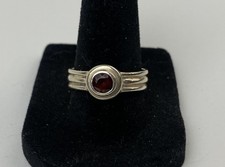 VTG Silver 925 Garnet Ring Sterling Oval SZ 6 Dark Red Birthstone Ribbed