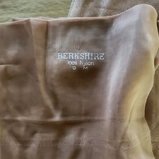 Vintage Berkshire stockings Demi-Toe Utopia 9 M sheer 100 nylon
