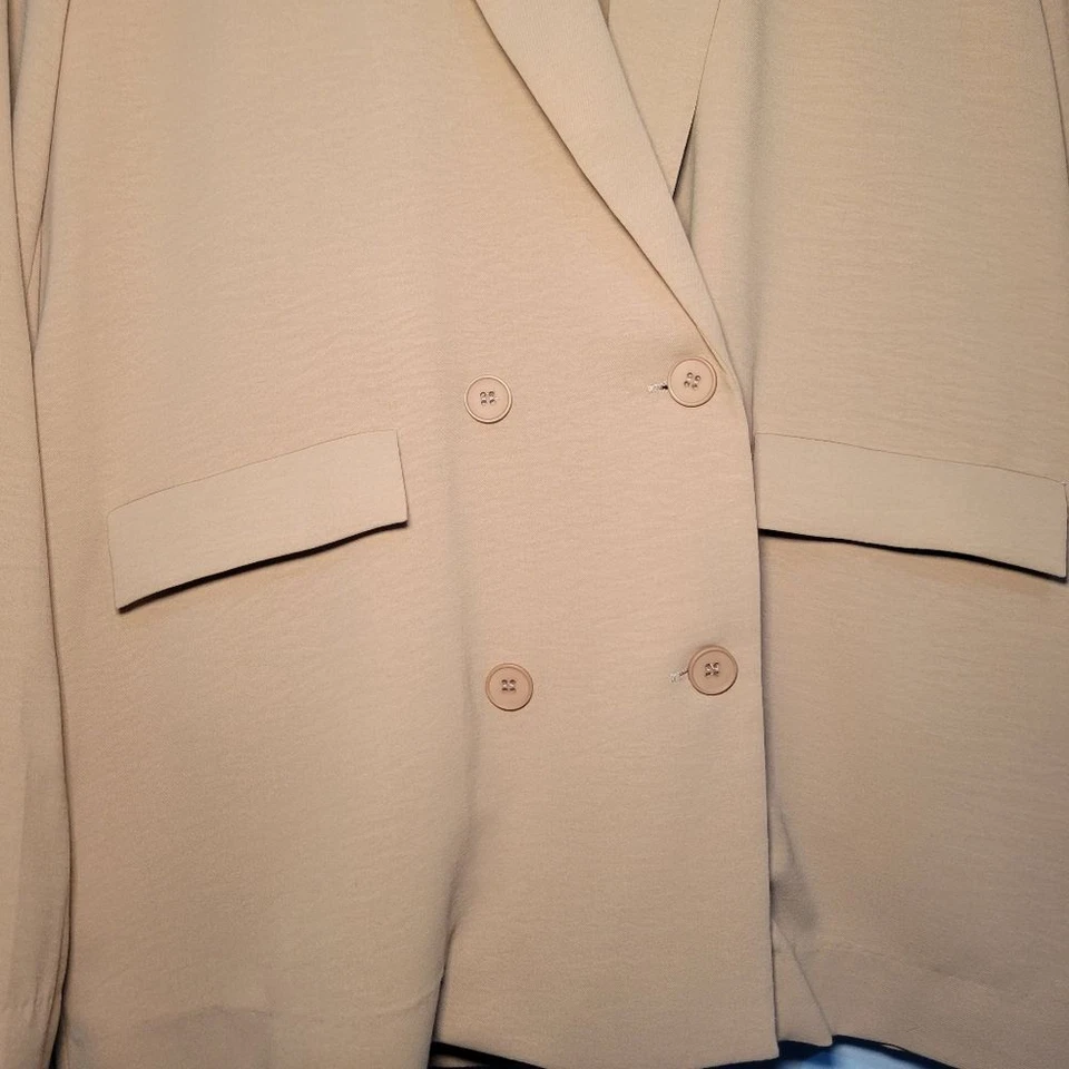 Sugar & Lips Lisa Lightweight Blazer Womens Size XS Taupe/Tan Oversized NWT - Image 3 of 4