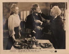 LYNN BARI & WARNER BAXTER in "The Return of The Cisco Kid" - Original Photo 1939