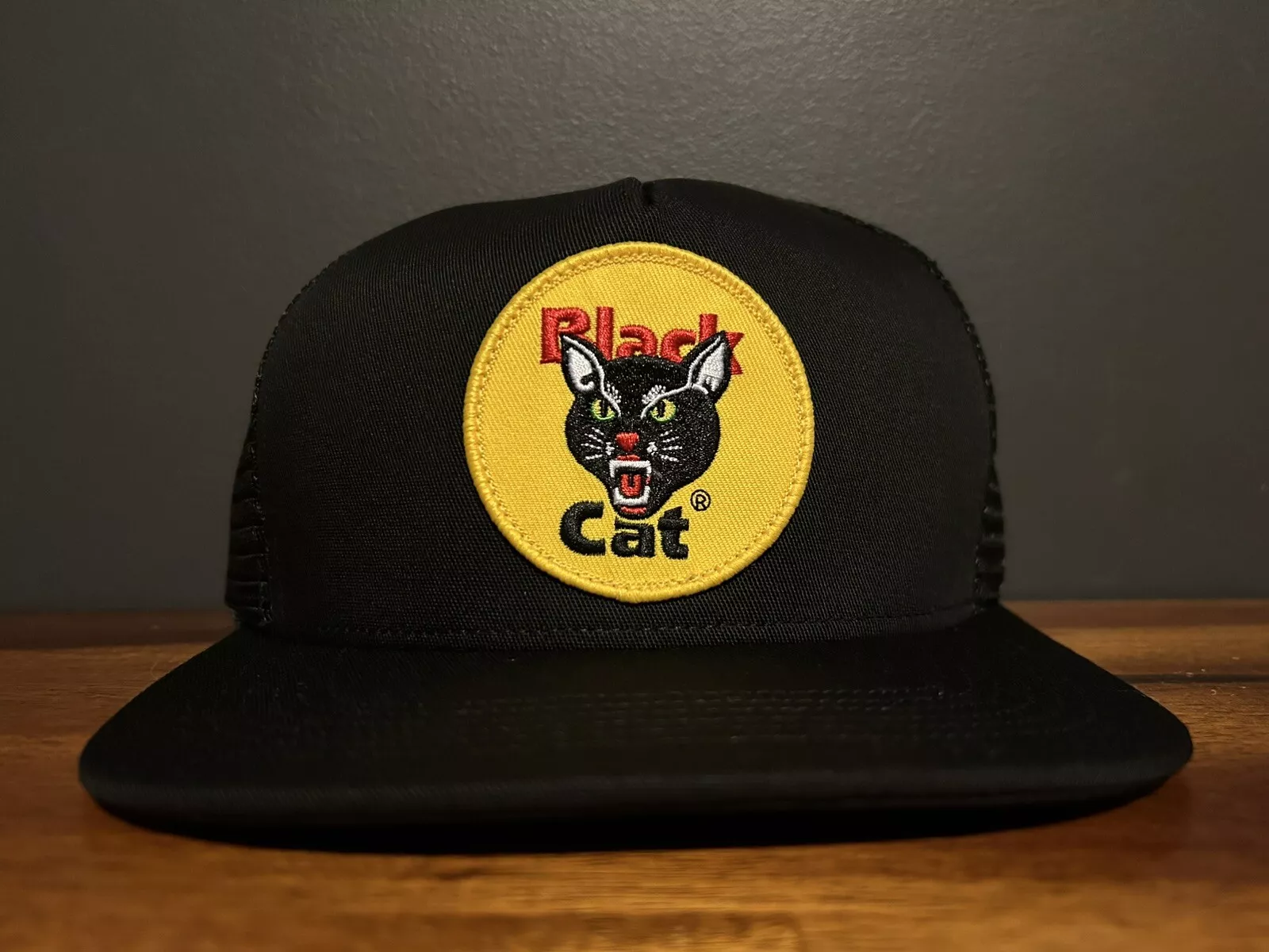 Chapeau noir Supreme chat maille 5 panneaux noir Os
