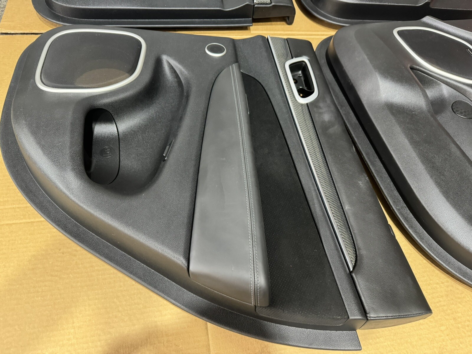 1123 Jeep Grand Cherokee SRT Carbon Fiber Black Door Panels Trackhawk