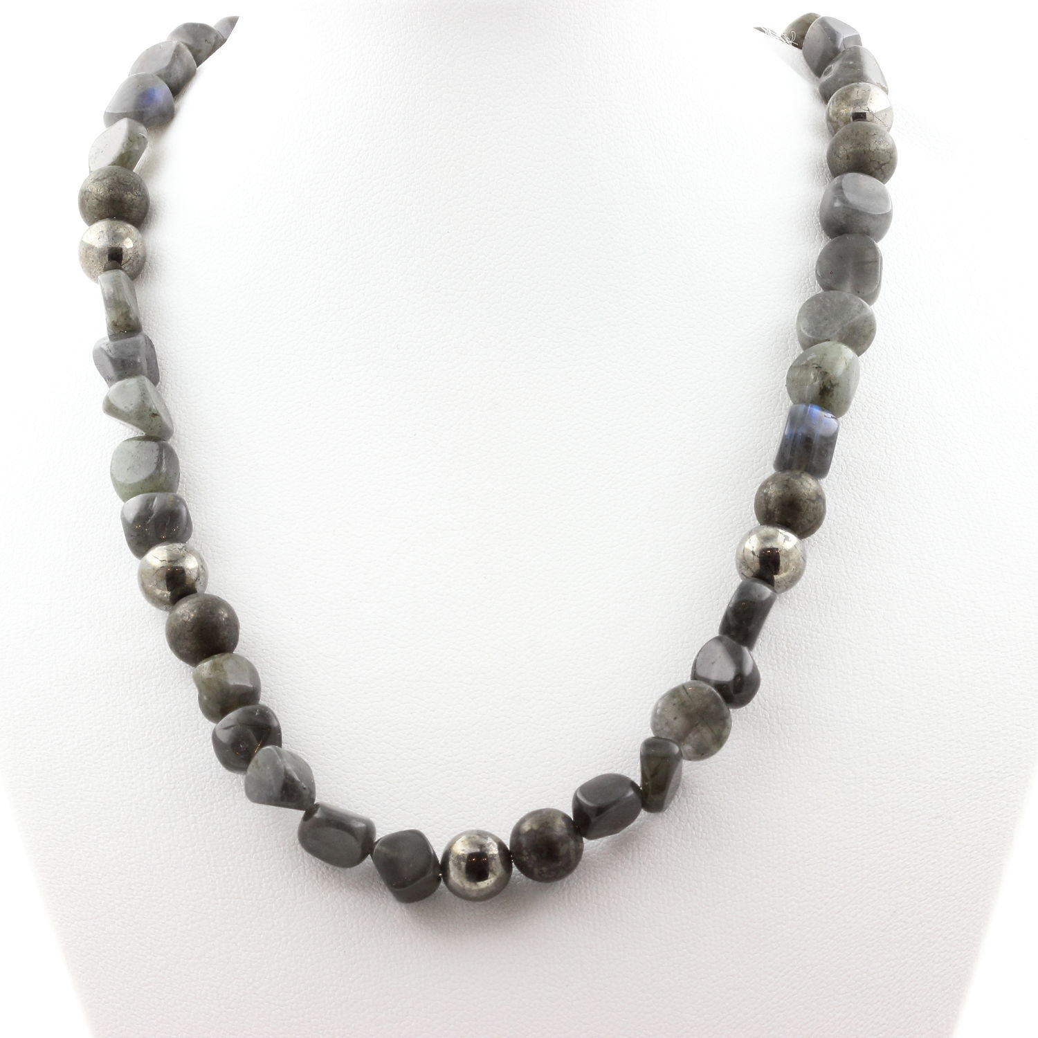 Collier en perles Labradorite et Pyrite, le cadeau d'anniversaire idéal pour femme