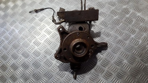 Citroen C5 2003 Steering knuckle - front left side used, Genuine #308362-70