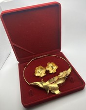 Flower collar necklace & Earrings by Fo.Be Worn Once 18ct Gold Plated RRP £160