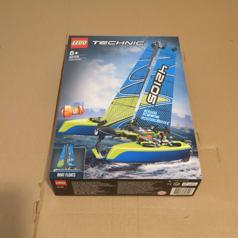 LEGO Technic Catamaran 42105 2-in-1 Floating Boat Set