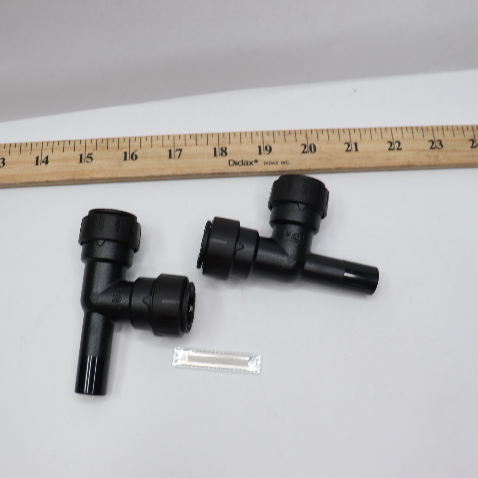 (2-Pk) SharkBite ProLock Push-to-Connect Stackable Tee Fitting Plastic 1/2"