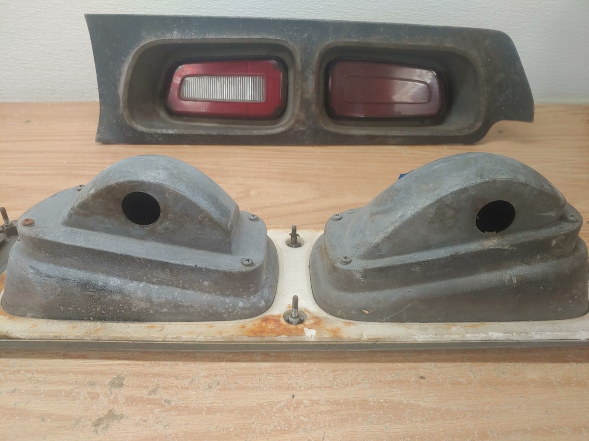 1972 1973 1974 Mopar Dodge Challenger Tail Light Assemblies Pair