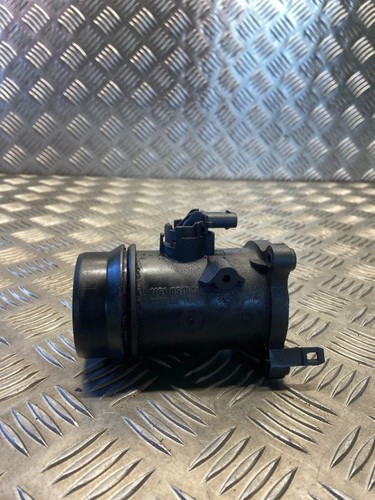 BMW X3 F25 2013 Diesel 190kW Luftmassenmesser Luftmengenmesser 11884414 TOF33204