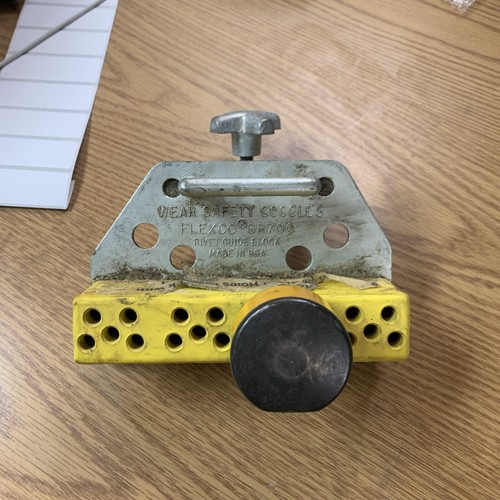 Flexco SR700 Rivet Hinged Guide Block for Conveyor Belts See Pics | eBay