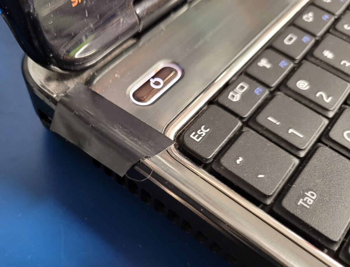 Dell Inspiron N5010, Intel Core i5 M370 @2.40 Ghz, 4GB RAM, 128GB