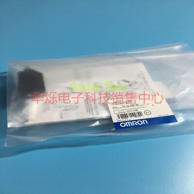 1pc for the new Omron amplifier built-in laser photoelectric sensor E3Z-LL86 cl