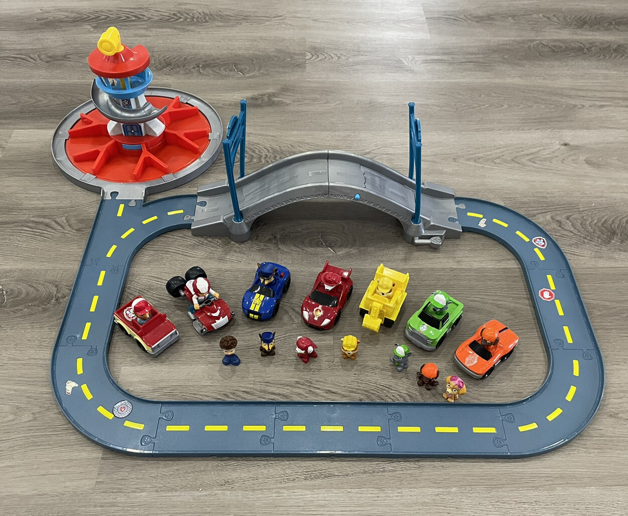 paw patrol toys track set