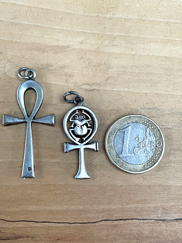 Lot De 2 Pendentifs En Argent Massif - Motifs égyptiens - Occasion