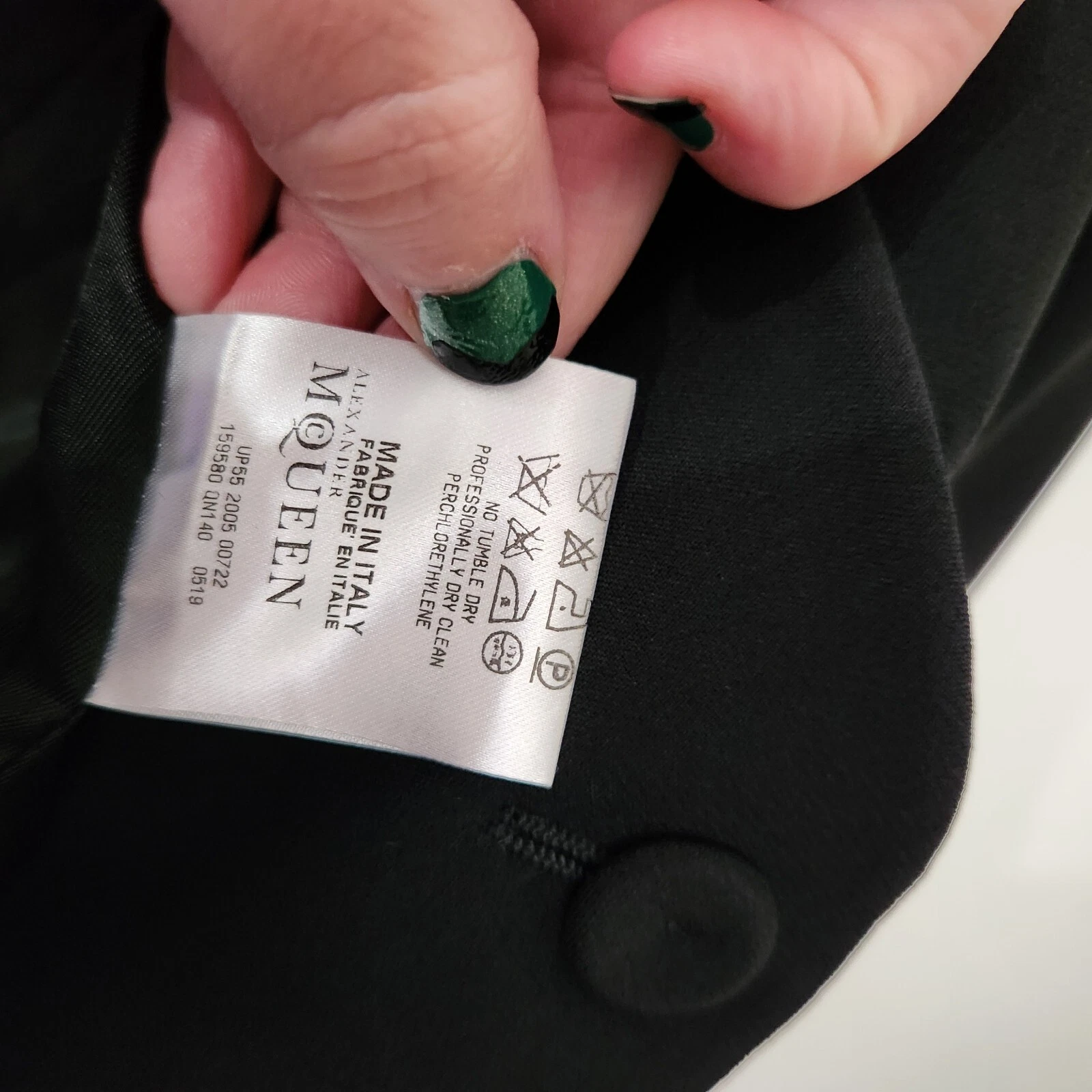 Giacca sartoriale Alexander McQueen taglia 42 dettaglio bottoni blazer colletto nero