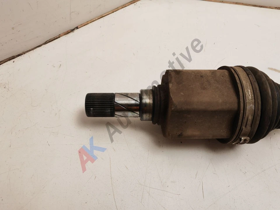 Mercedes Sprinter W910 FWD Left Nearside Driveshaft - Image 2 of 4