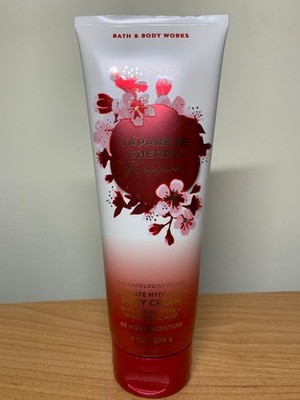 Bath & Body Works Japanese Cherry Blossom Ultimate Hydration Body Cream 8oz