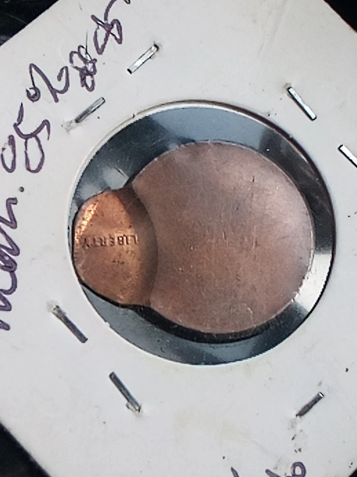 1959-1982 Lincoln Memorial Cent, No Date, No Mint Mark, 3.1g, Ungraded,Uncircul - Image 2 of 3