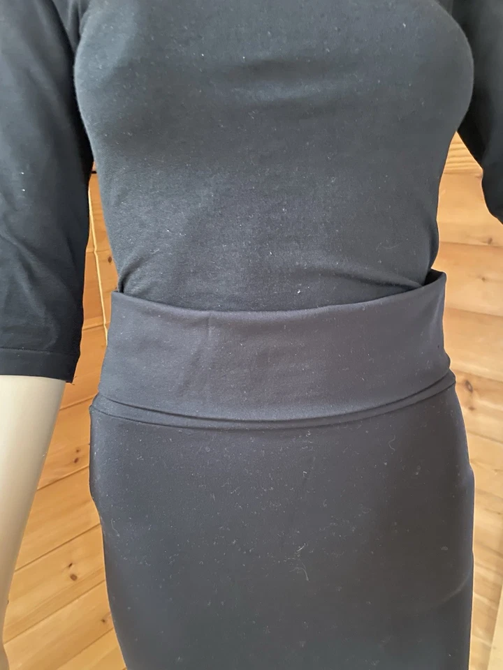 Falda tubo Wolford negra sin costuras, 26” de largo, talla M, Body Con, hermosa Foto 2 de 4