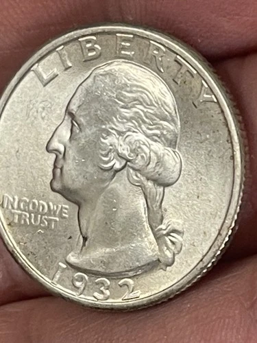 1932 Washington Quarter  ~ 90% Silver UNC  COIN