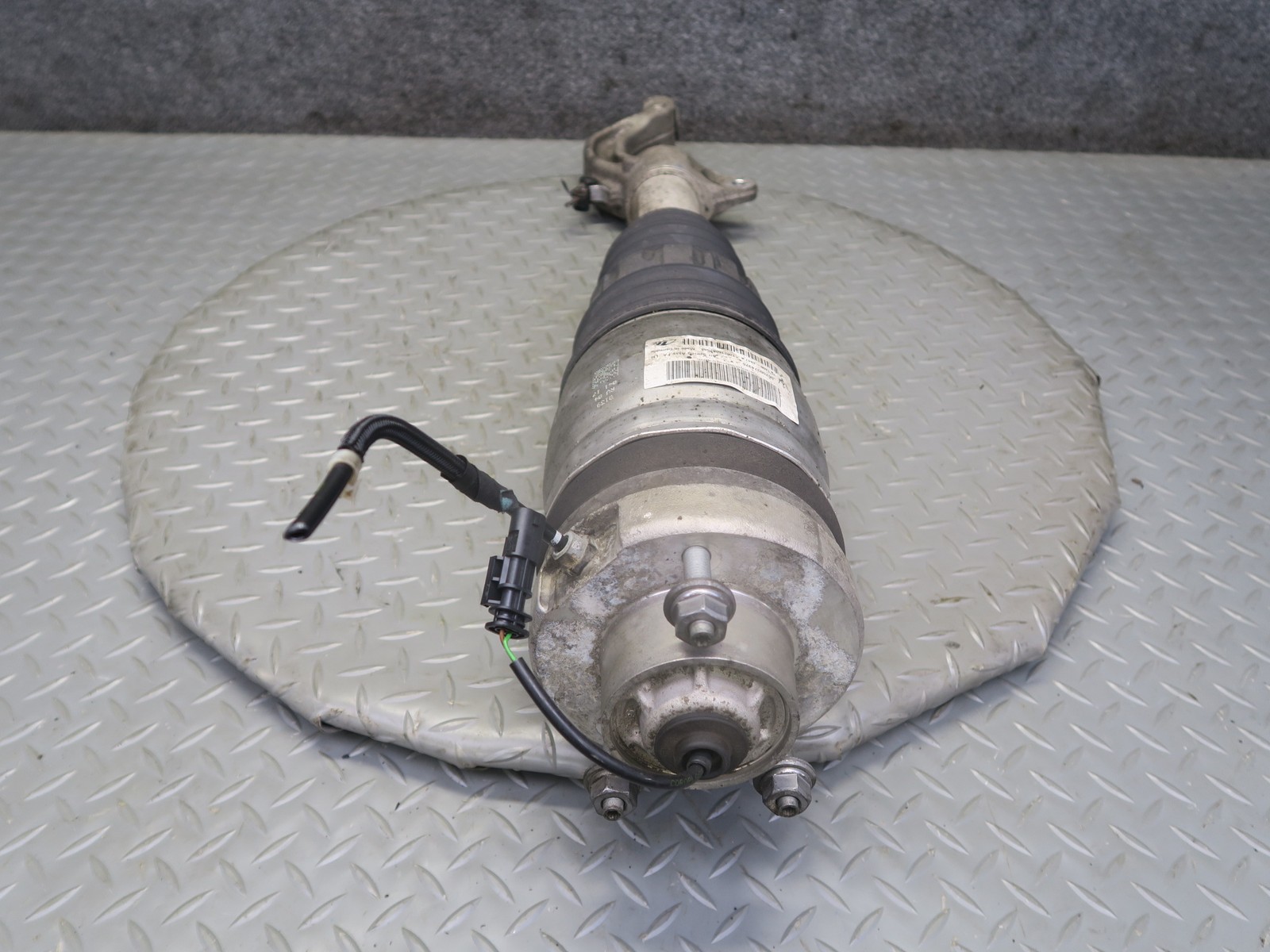 2017-2020 MASERATI LEVANTE M161 AWD FRONT LEFT AIR STRUT SHOCK ABSORBER 94k