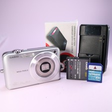 Casio Digital Camera Exilim EX-Z1050 10.1MP Silver Tested Full Working Set