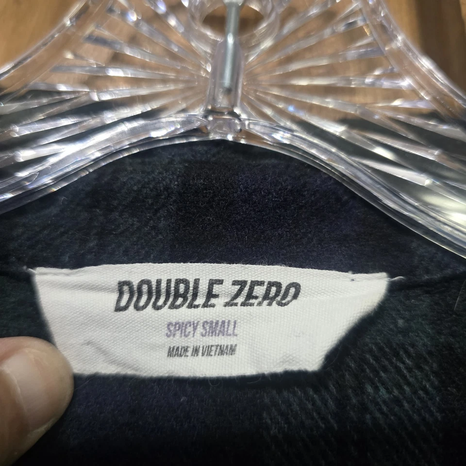 Camisa de franela a cuadros Double Zero pequeña azul verde abotonada dobladillo alto-bajo para mujer Foto 2 de 4