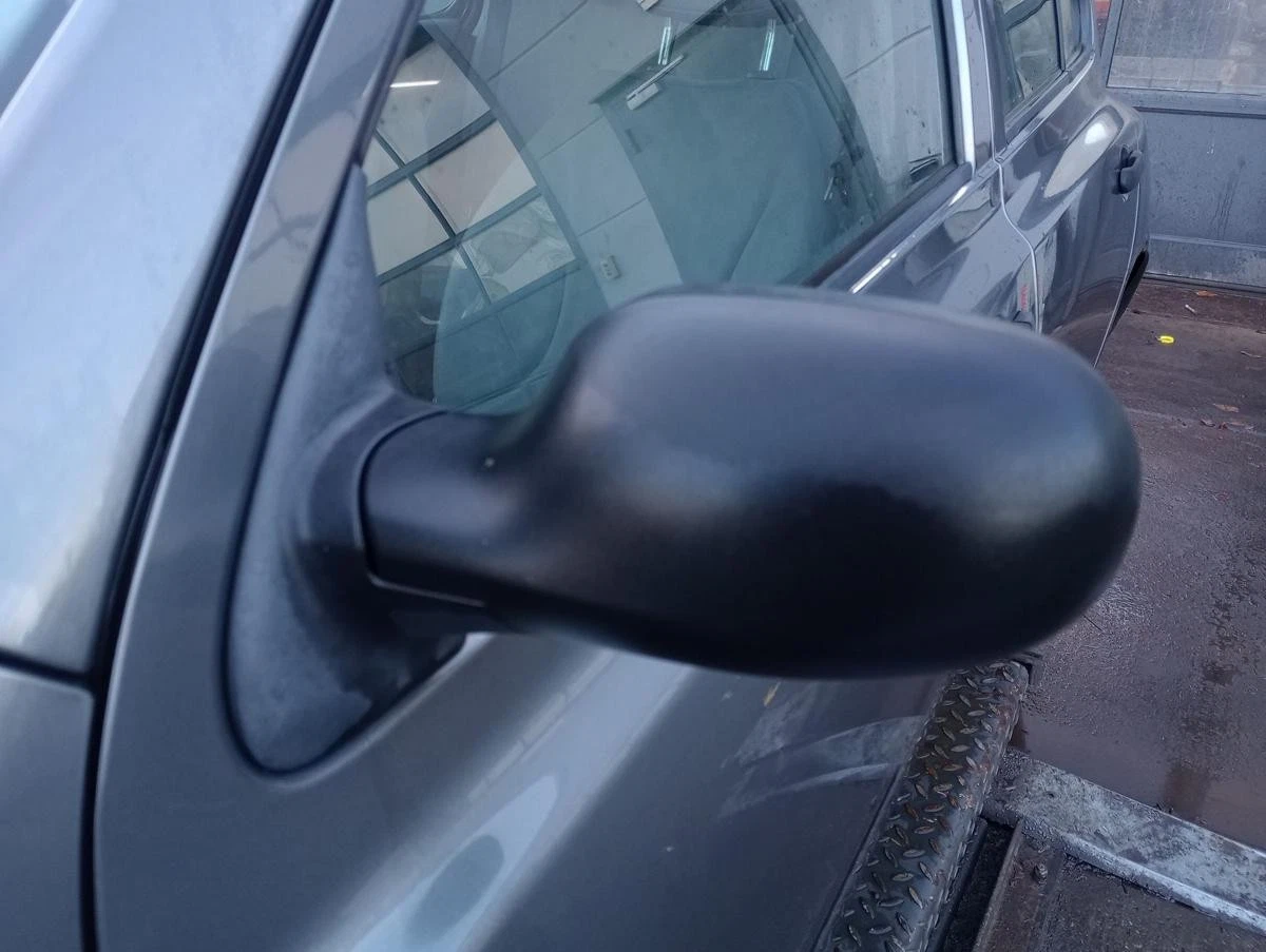 Binnenspiegel Nissan Micra K12 1.2 Benzine 110Pk 2005 - 2010