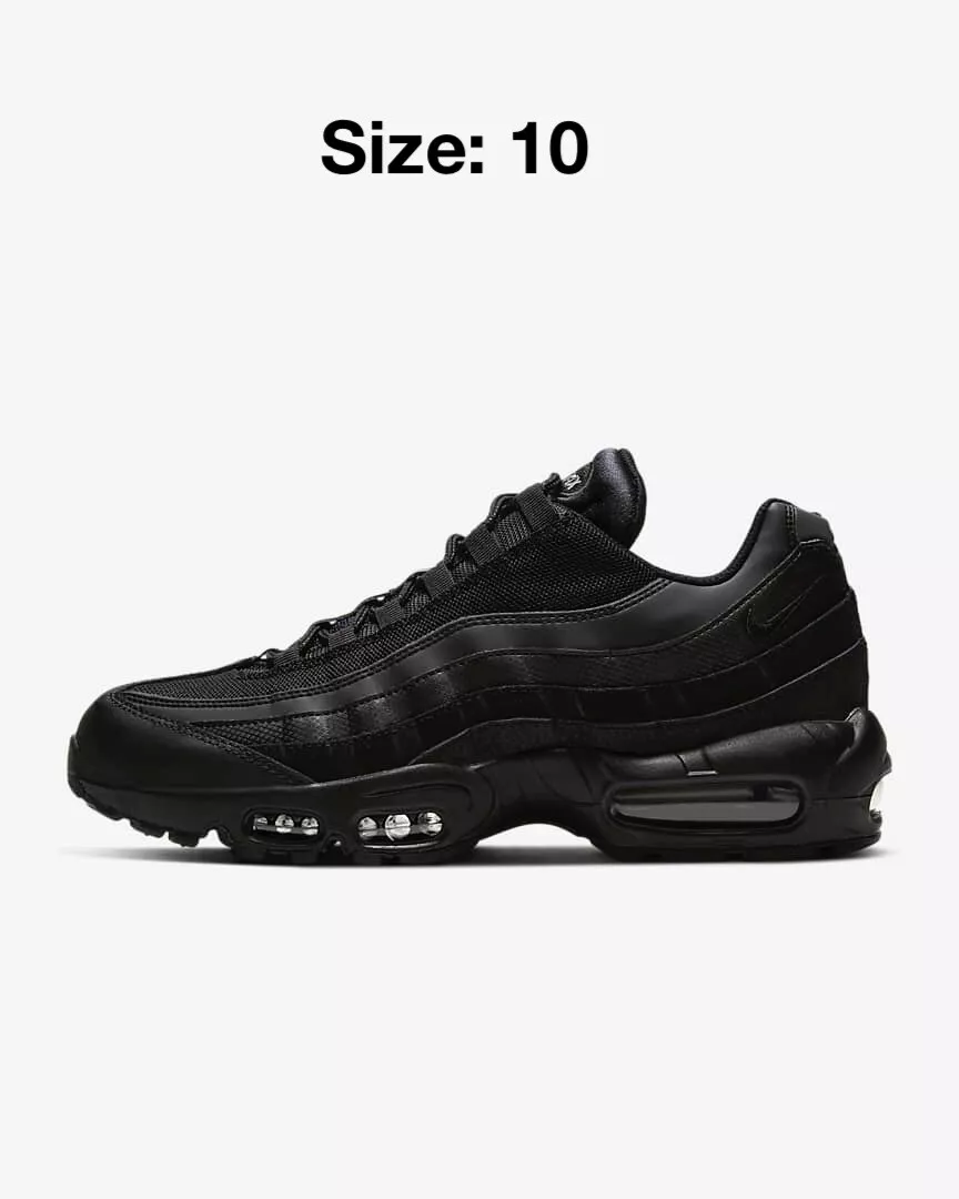 Mens black nike deals trainers size 10