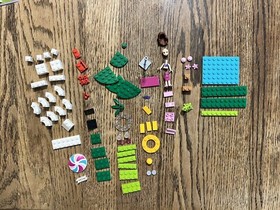 LEGO FRIENDS: Olivia's Garden Pool (41090) Missing 1 Piece