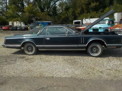 1974 1975 1976 LINCOLN MARK V RIGHT REAR VENT GLASS WINDOW