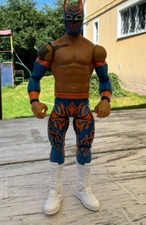 WWE Mattel Kalisto Wrestling Figure Mattel Basic Series COMBINED DJR97 ()