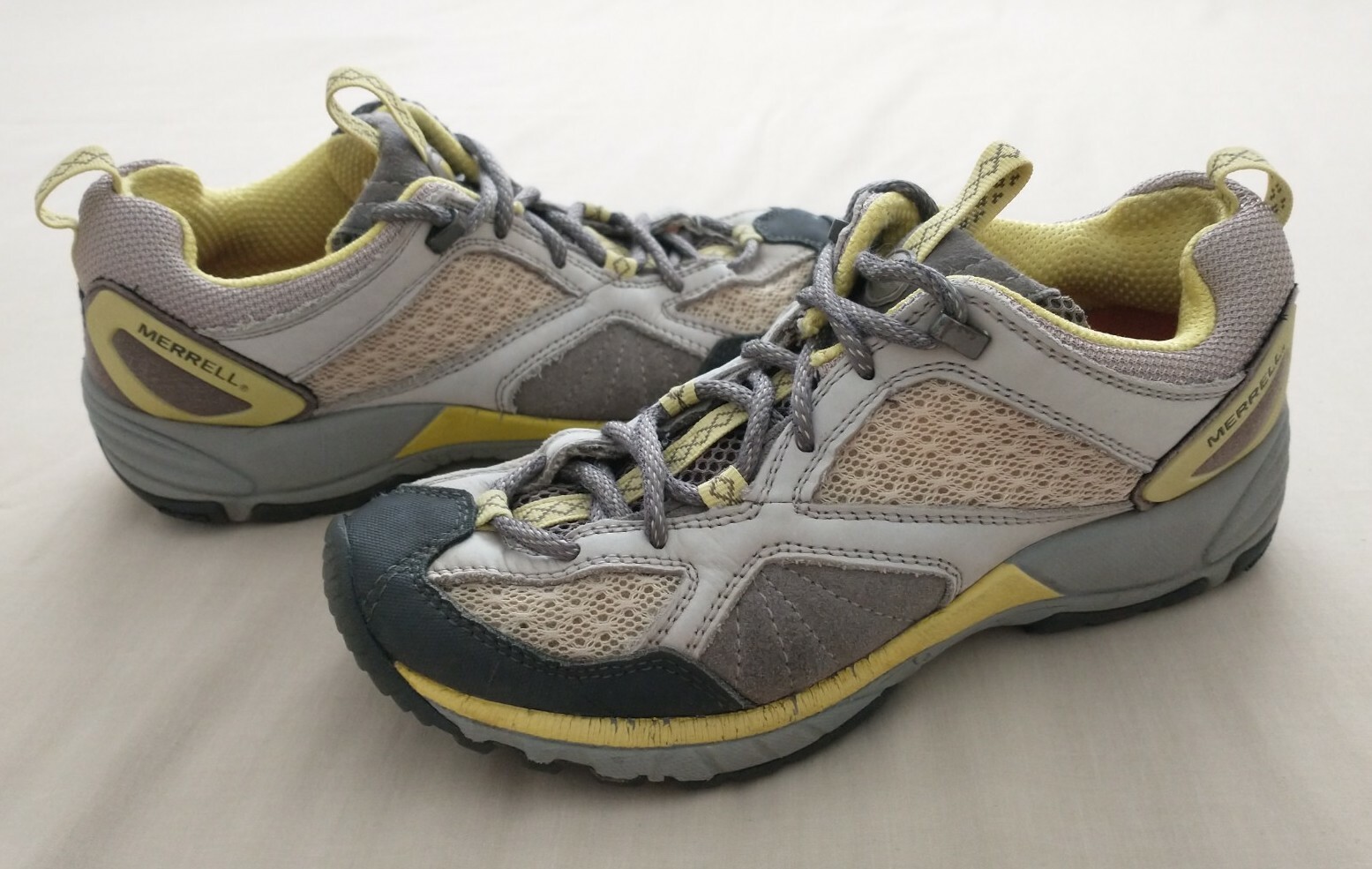 MERRELL Ventilatore Leggero Aviano Grigio Giallo Donna 6 Suole Vibram Escursionismo