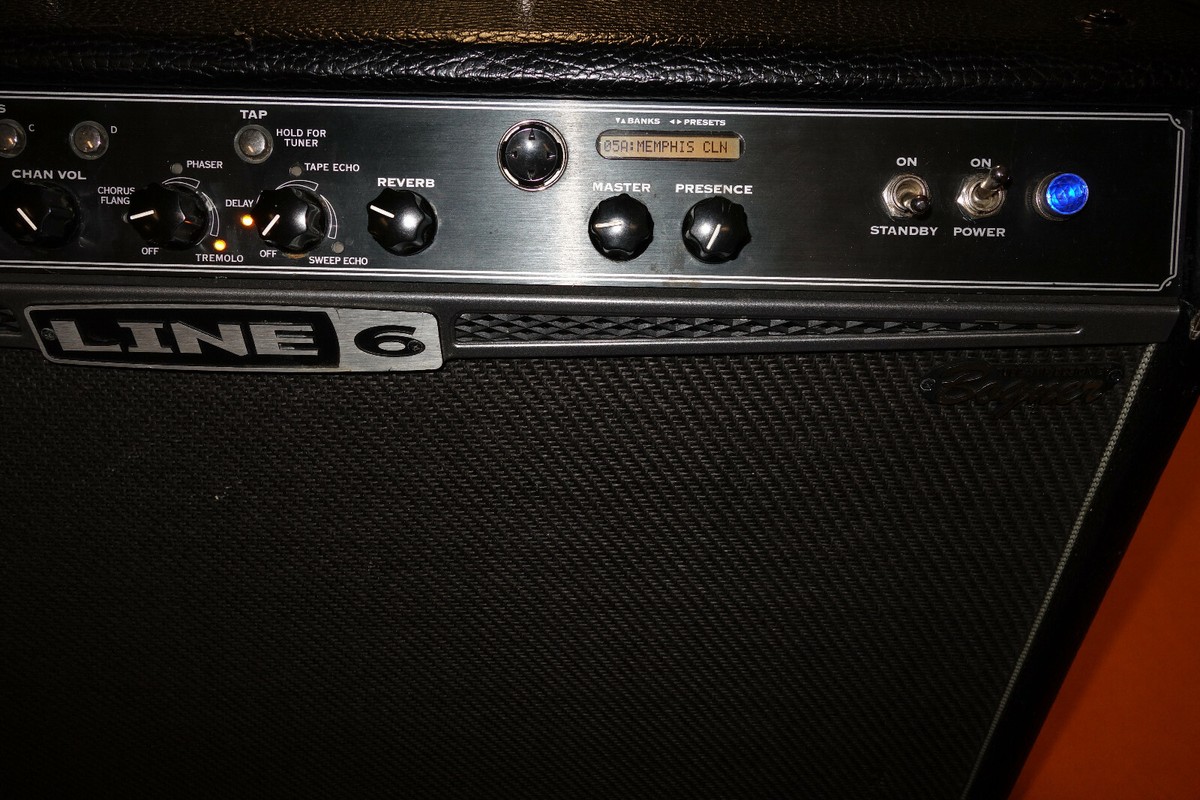 LINE 6 VALVE 212 BOGNER 40 watt tube guitar amp digital modelling